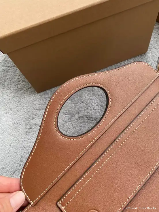 Official First Bag Ru BURBERRY Tote Pocket 0506